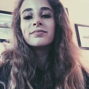 Meet your Posher, Kendra